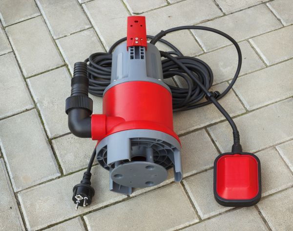 Cost of Submersible Pump Installation in Longmont
